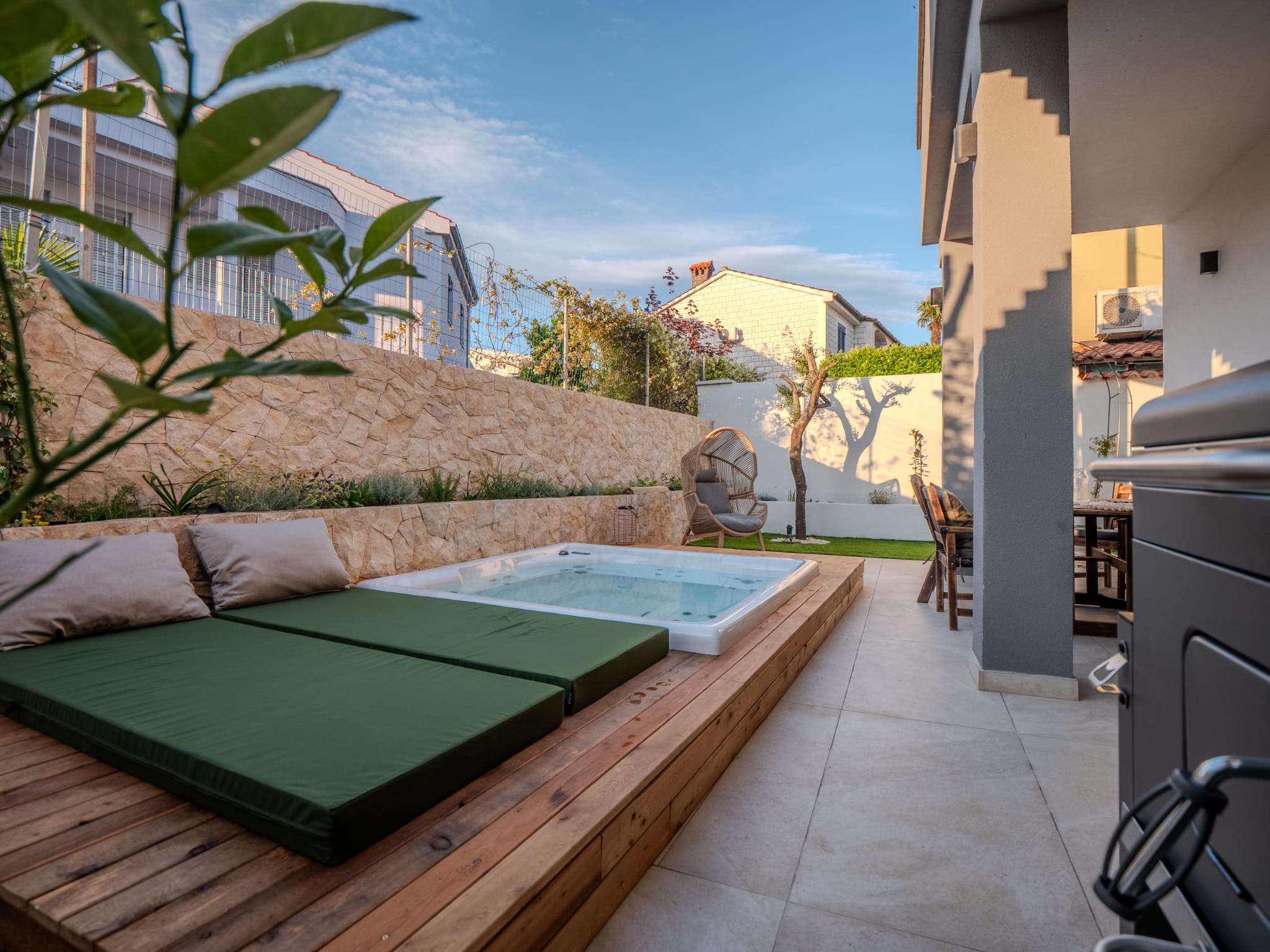 Sunset  Apartman Njivice | terasa